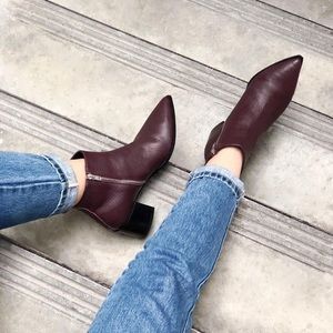Everlane Boss Boot in burgundy